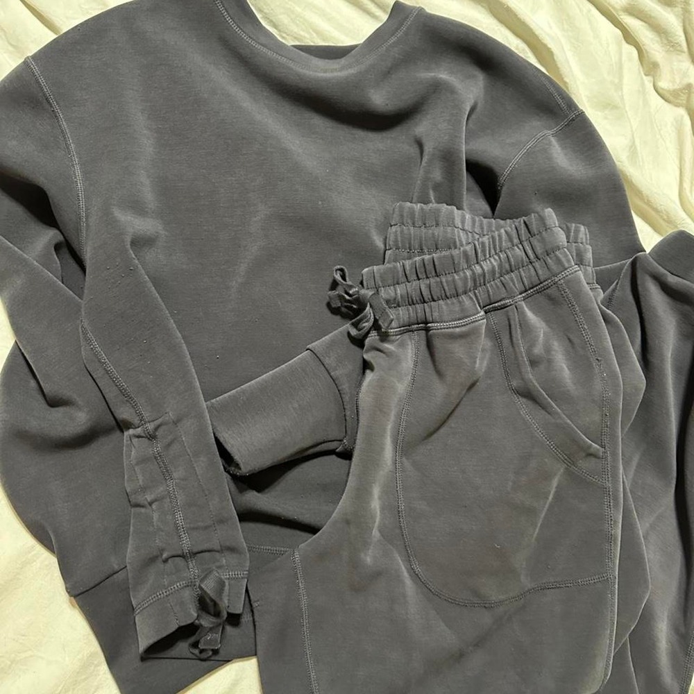 Bailey/44 Women's Loungwear Set XS Charcoal Gray Sweatshirt Joggers Athleisure